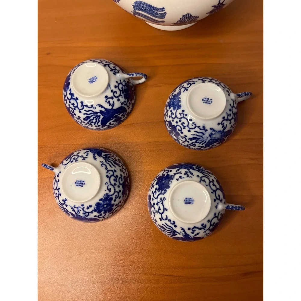 Vintage Blue Willow Teapot and 4 Cups Set Made in Occupied Japan Blue White‎